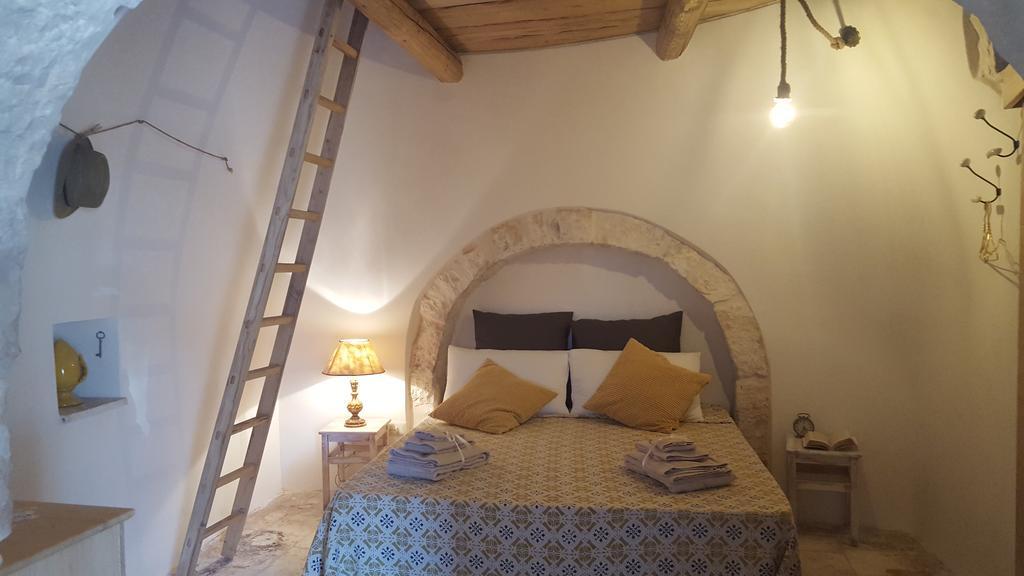 Hotel Trullo 1 2 7 Locorotondo Exterior foto