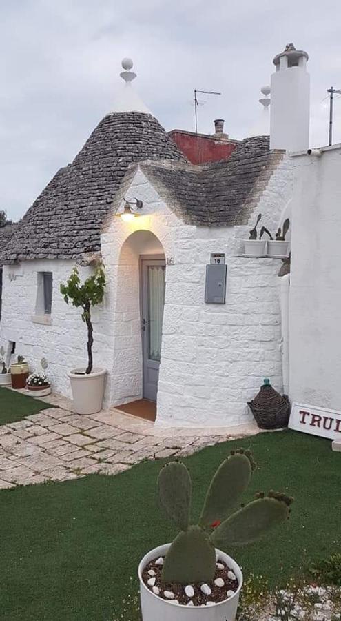 Hotel Trullo 1 2 7 Locorotondo Exterior foto